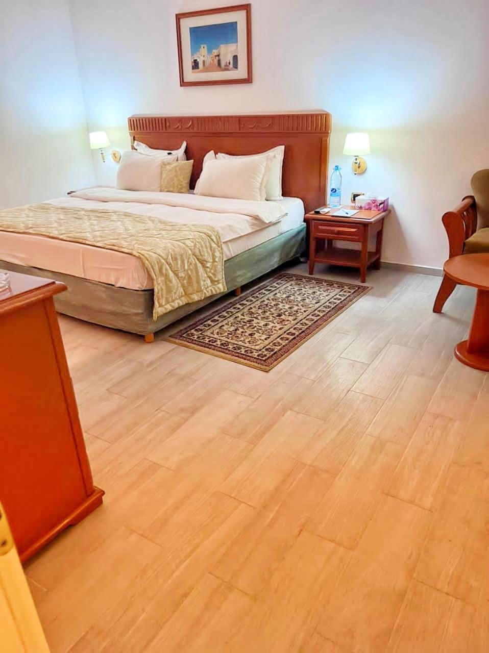 L'Amitie Hotel N'Djamena Luaran gambar