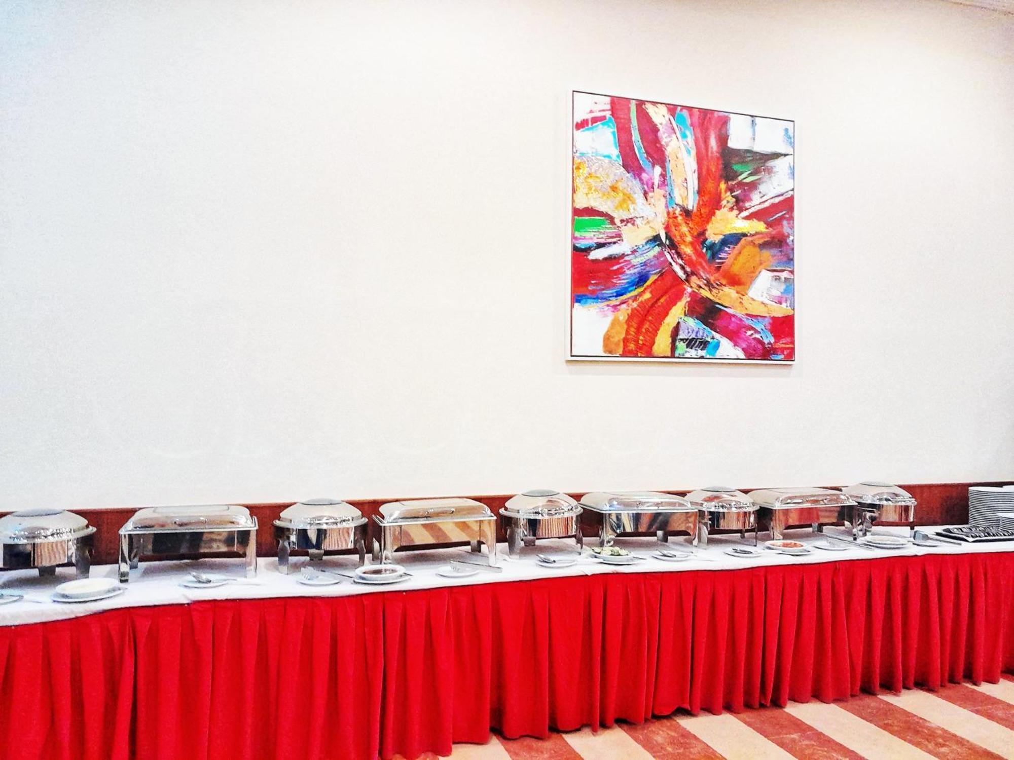 L'Amitie Hotel N'Djamena Luaran gambar