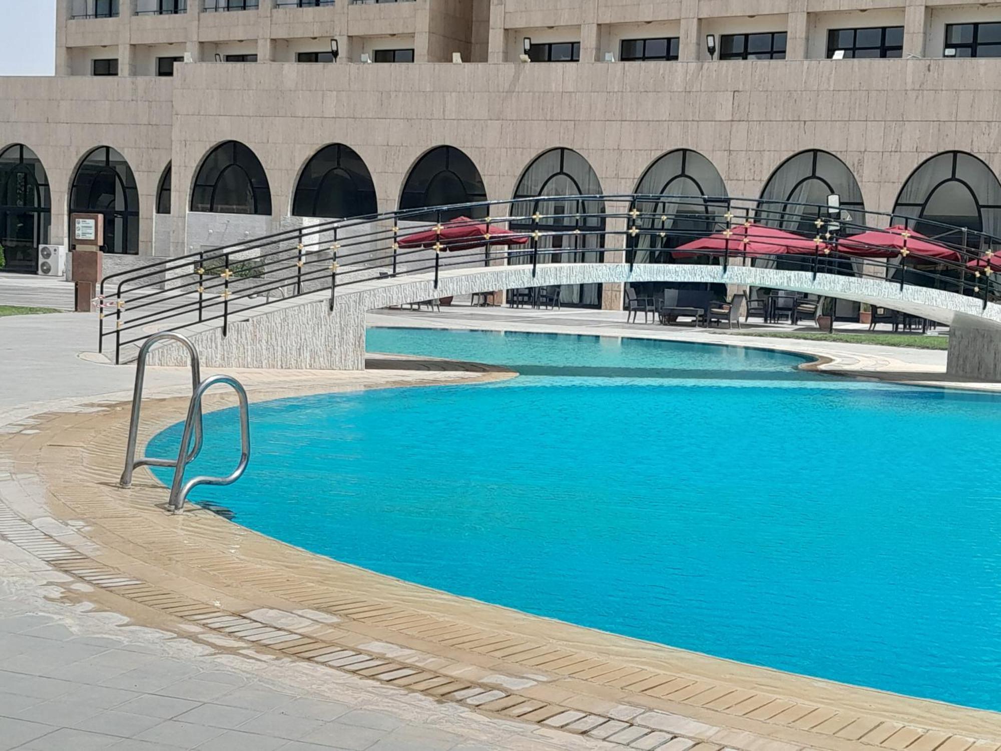 L'Amitie Hotel N'Djamena Luaran gambar