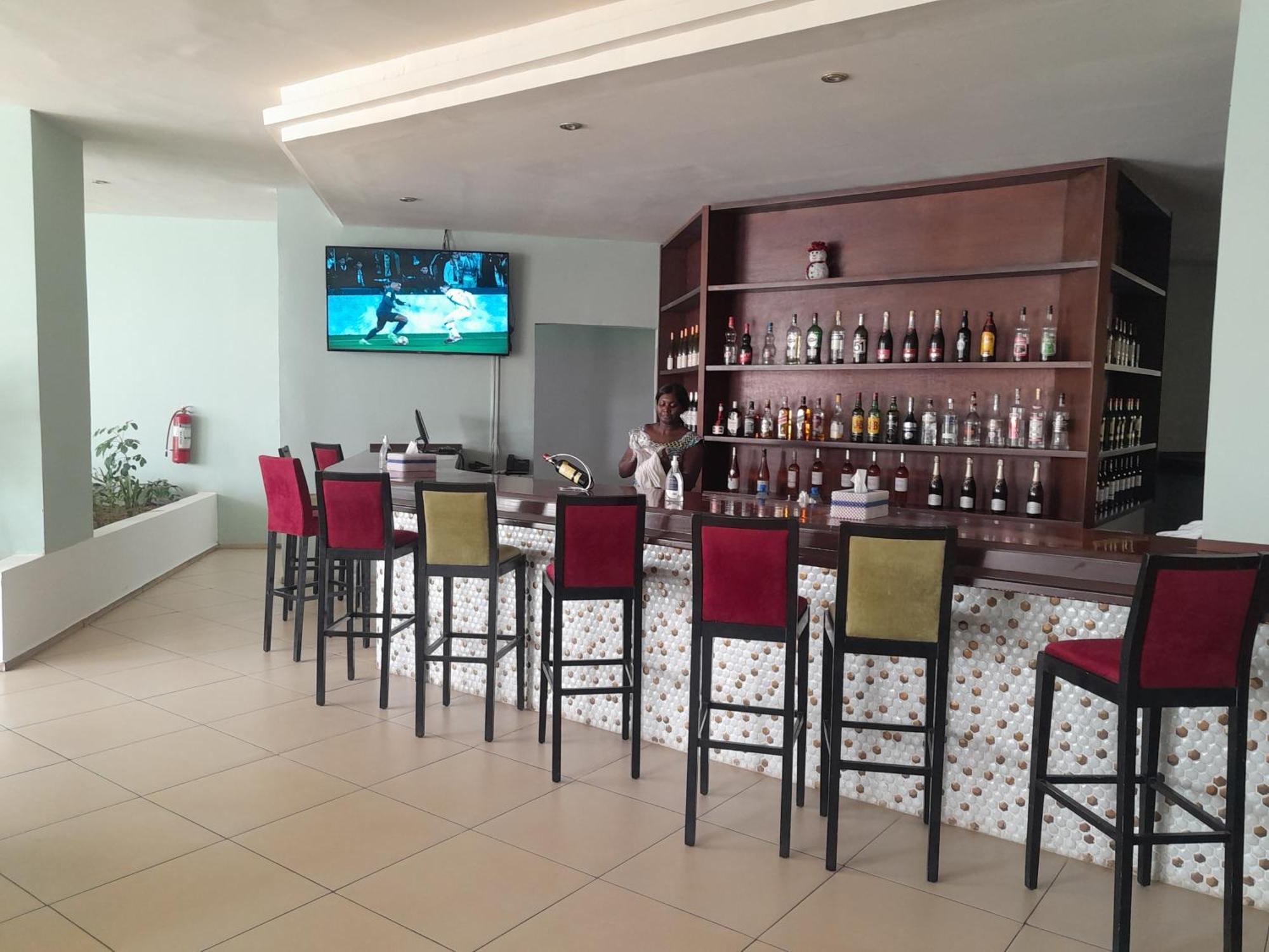 L'Amitie Hotel N'Djamena Luaran gambar